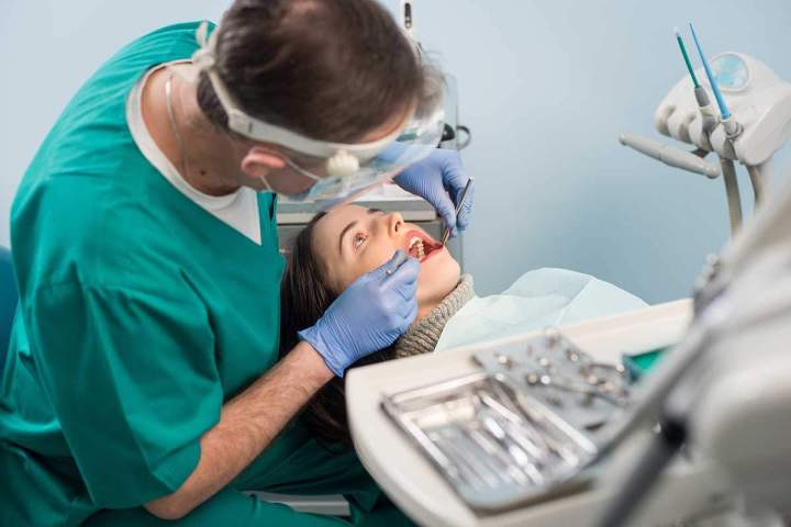 Dentiste pour une urgence Montréal